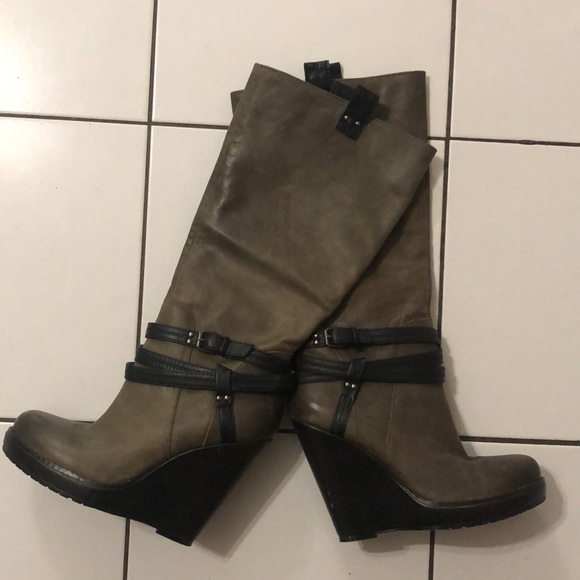 Jessica Simpson Boots - Picture 3 of 4